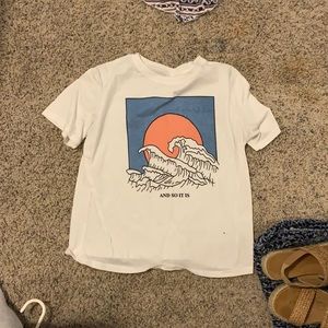 White wave shirt super cute size small